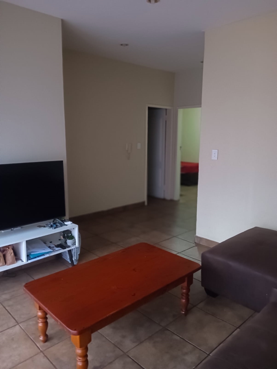 To Let 2 Bedroom Property for Rent in Dassie Rand North West
